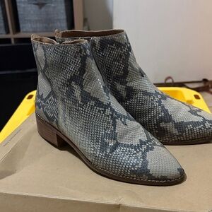 Womens Snake-Print Ankle Boots in Gray and Cream